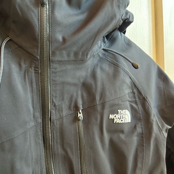 The North Face Summit Series Shell Jacket - Size S - Picture 3 of 8